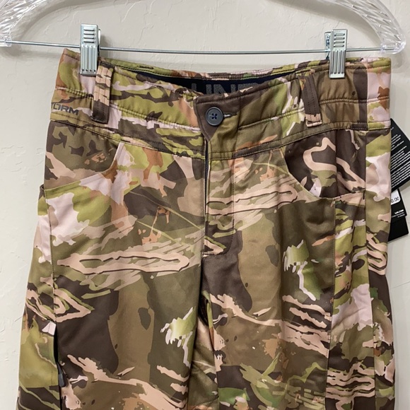 Under Armor storm Forest camouflage hunting pant.2 - Picture 2 of 13